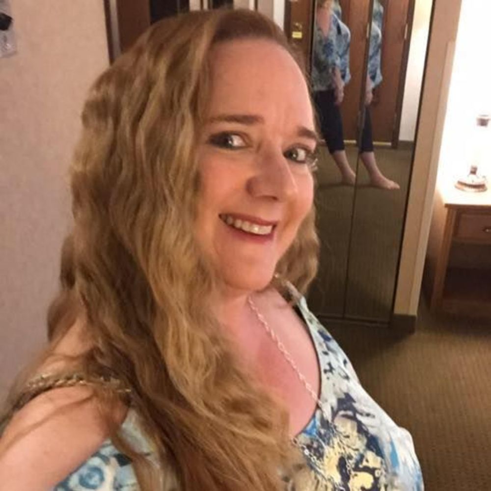 Meet your Posher, Liz